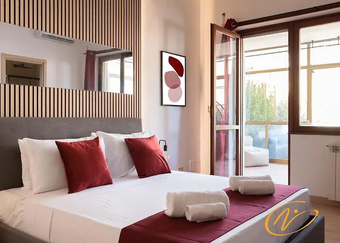 Nuccia Luxury And - Terrace, Bright Glass Lounge, 200mt To Metro-5min To Vatican, A-c Apartment Rom