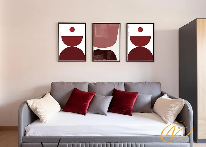 Apartment Nuccia Luxury And - Terrace, Bright Glass Lounge, 200mt To Metro-5min To Vatican, A-c *