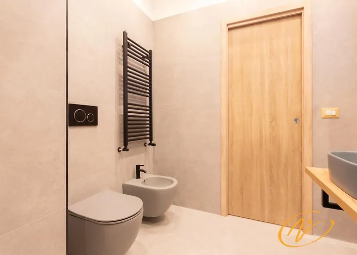 Nuccia Luxury And - Terrace, Bright Glass Lounge, 200mt To Metro-5min To Vatican, A-c